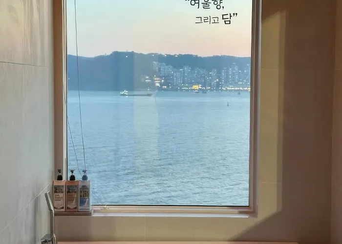 Yeoulhyang, And Damㅣyeoulhyangㅣ 釜山広域市